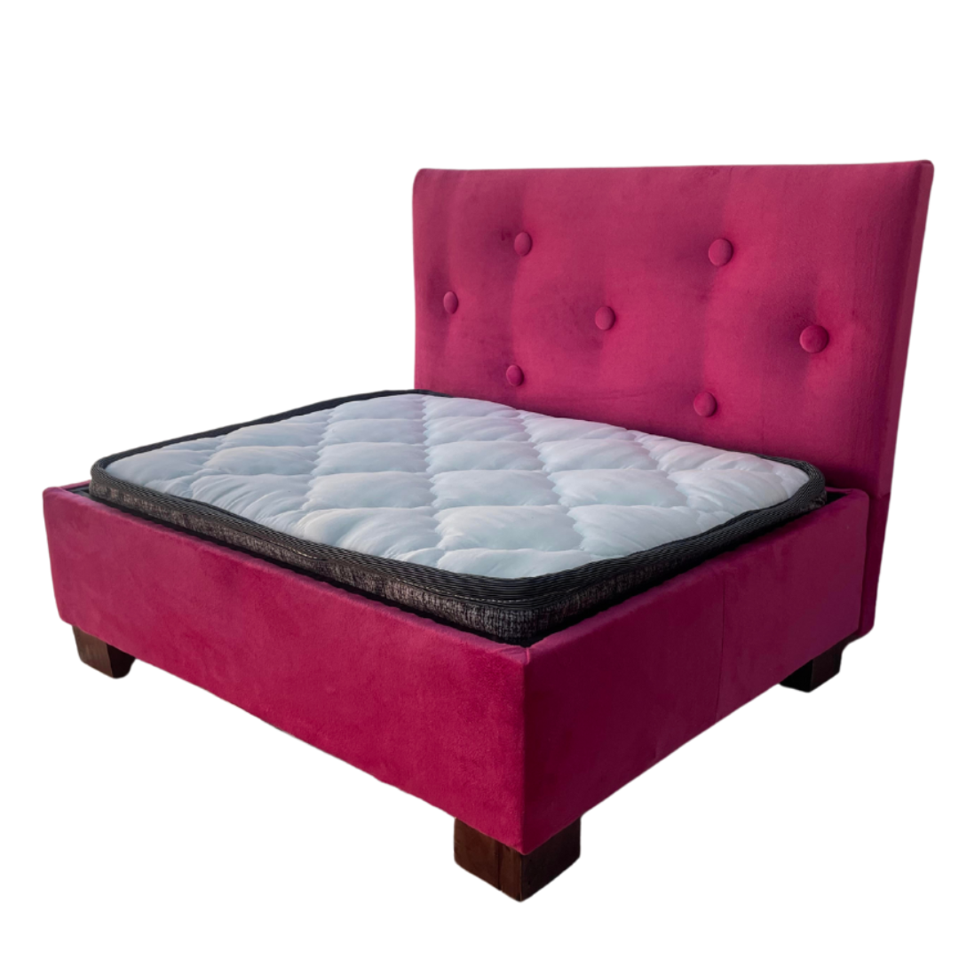 Cama para mascota botoné fucsia 50x60